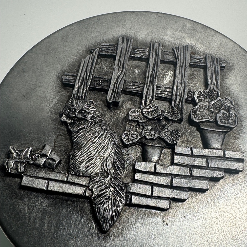 Metzke Tin Pewter 2D Lid Long Hair Cat Fence and Flower Pot Scene Vintage